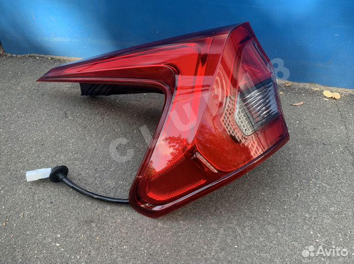 Фонарь левый Mitsubishi Eclipse Cross 17-22