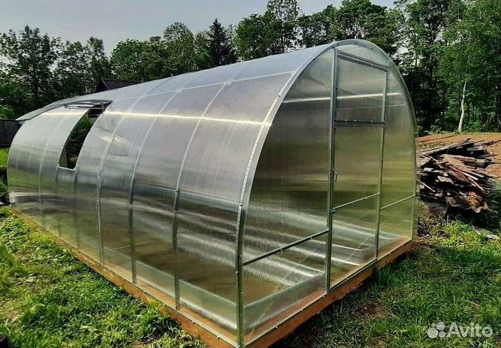 Теплица из поликарбоната