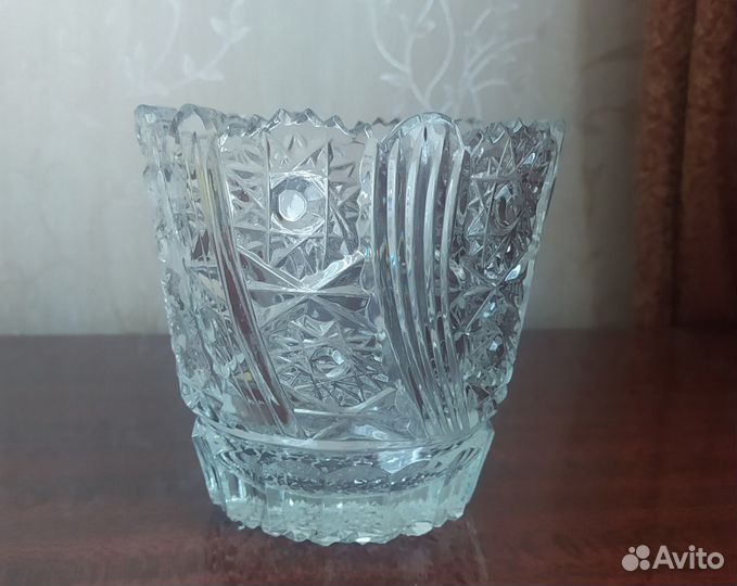 Хрустальные вазы