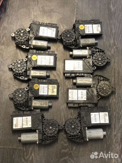 Моторчик стеклоподъемника VAG