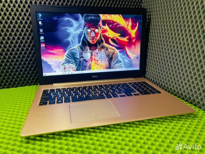 Ноутбук dell i3-6Th/8Gb/SSD256/R7 2Gb