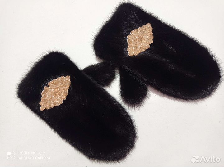 Норковые варежки