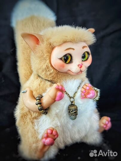 Котик игрушка в смешанной технике