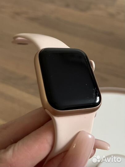 Apple Watch Series 4, 40 мм