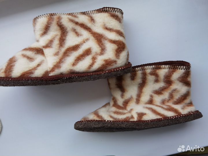 Тапочки домашние чуни из овчины