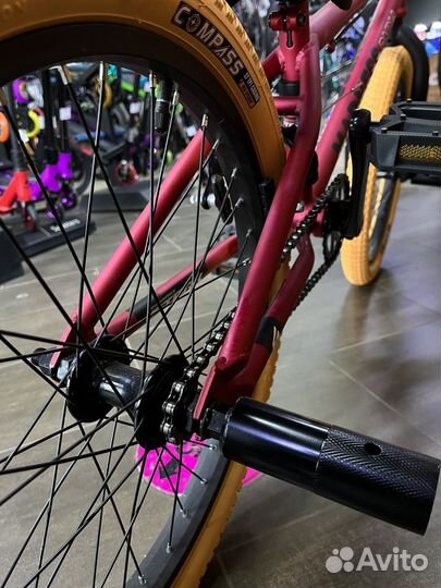 BMX Stark Madness BMX 4