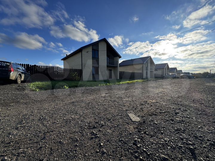 Дом 154 м² на участке 7 сот.