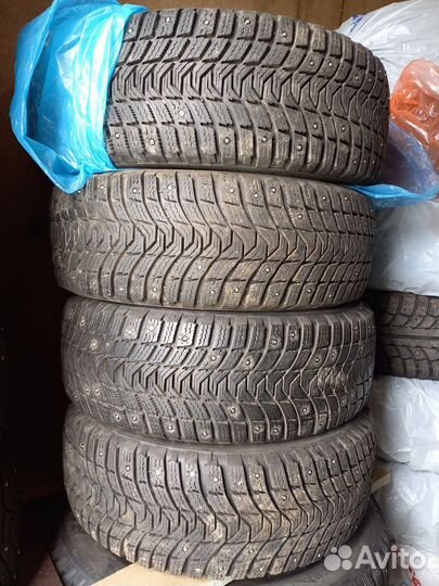 Michelin Latitude X-Ice North 3 205/55 R16
