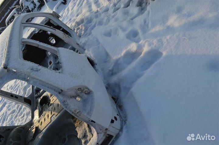 Крыло заднее правое Nissan Wingroad (Whny11) 1999