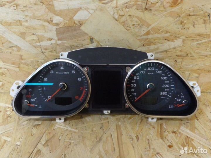 Панель приборов Audi A6 C6 ccea 2009