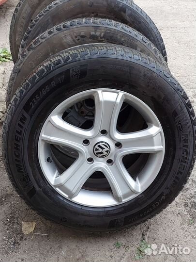 Michelin X-Ice Snow SUV 235/65 R17 T