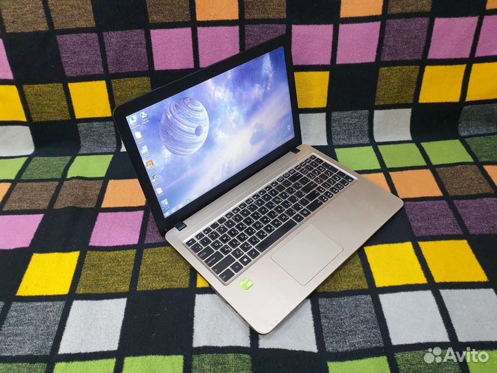 Отличный ноутбук asus X540LJ на i3*