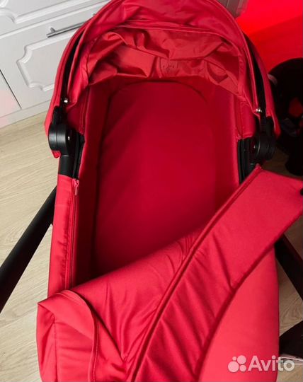 Коляска 2 в 1 Cybex Balios s Ferrari (дождевик, по