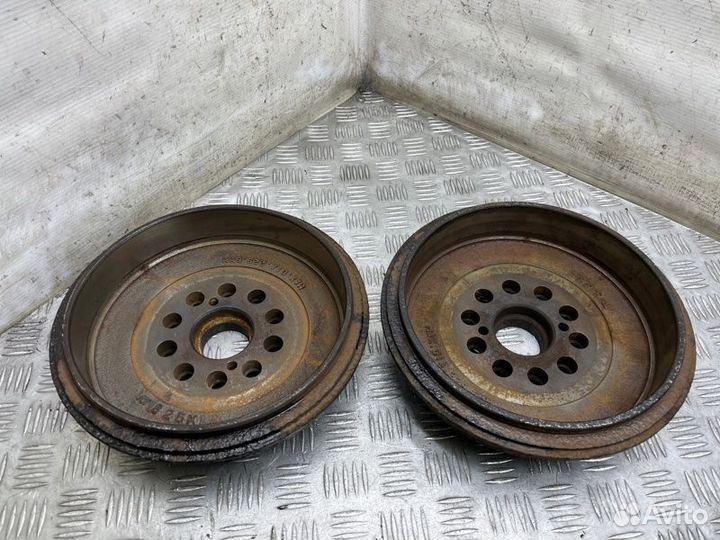 Тормозной барабан Pontiac Vibe 1 1zzfe 2005