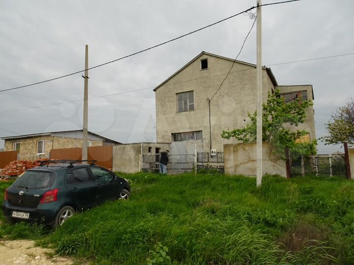 Дом 200 м² на участке 6 сот.