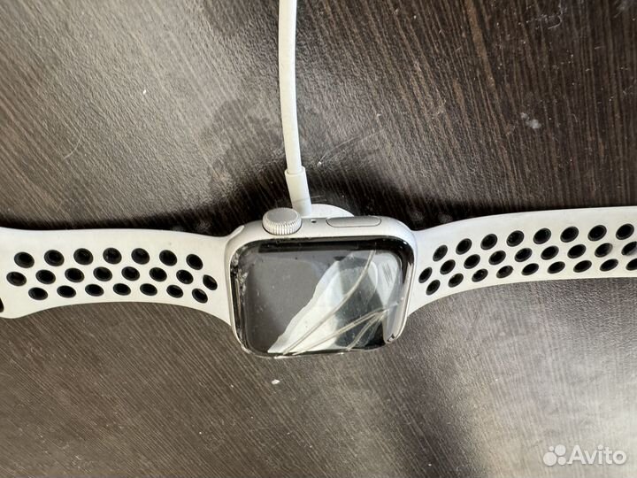 Apple Watch SE 40 mm