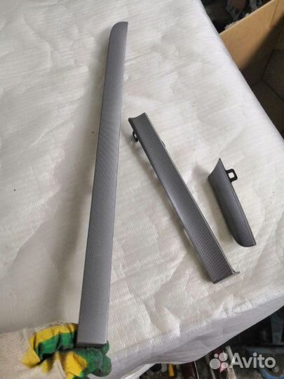 Пластик передний Volkswagen Touran 1 2004