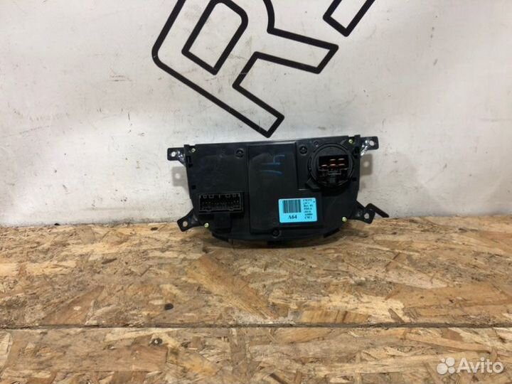 Блок управления климат-контролем Hyundai Santa Fe