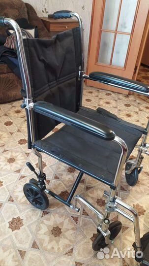 Инвалидная коляска (домашняя) складная
