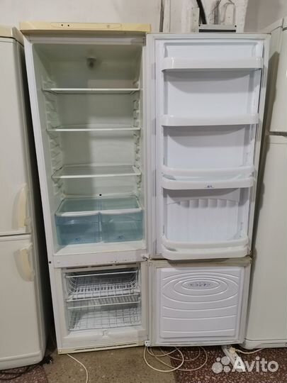 Холодильник с большим холодильным отделением