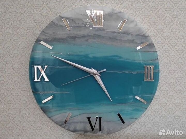 Часы из эпоксидной смолы