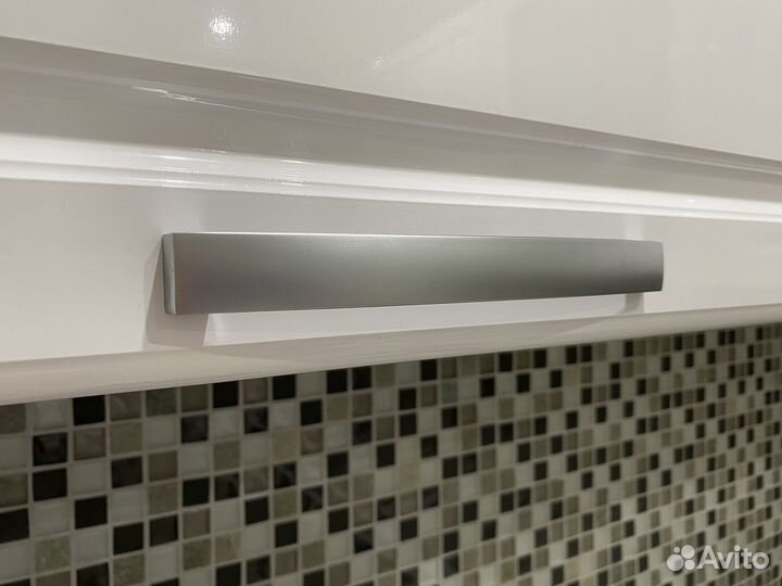 Мебельные ручки, фурнитура