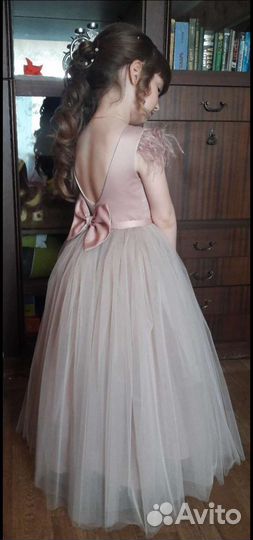 Платье нарядное