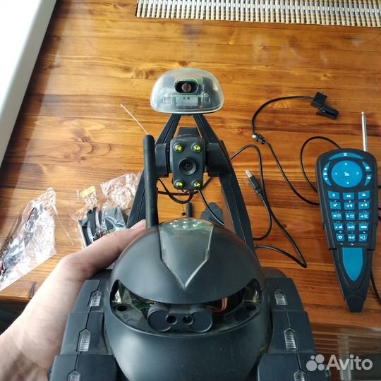 Робот шпион