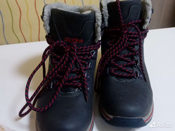 Новые ботинки 36