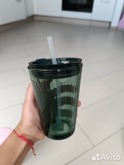 Стакан из стекла с трубочкой, новый