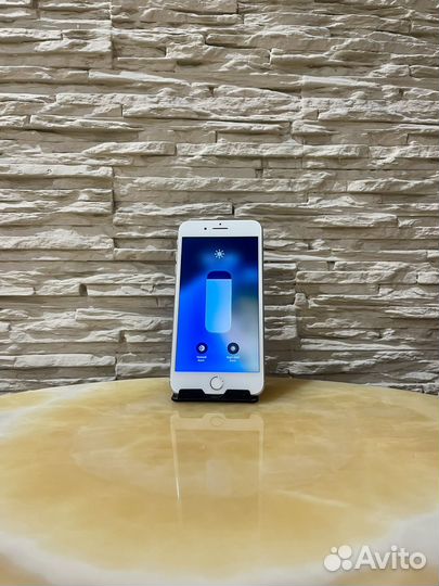 iPhone 8 Plus, 256 ГБ