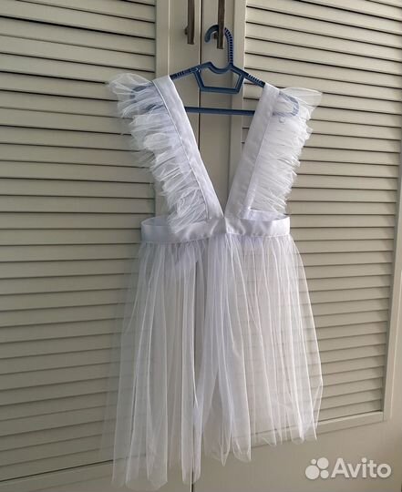 Белый школьный фартук