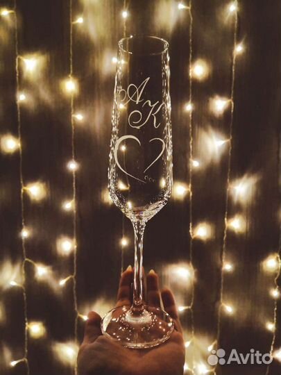 Гравировка на свадебных бокалах