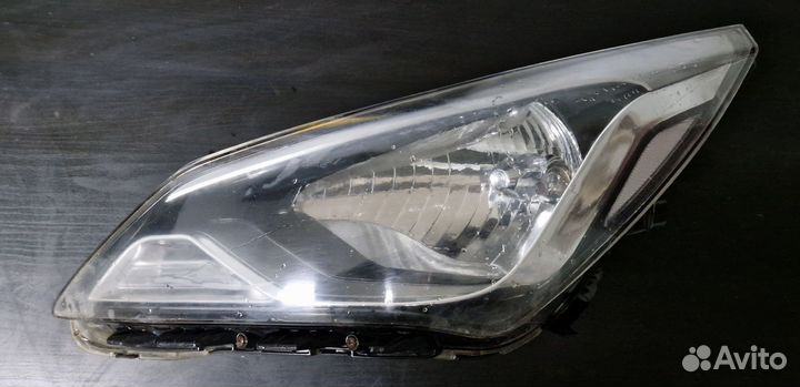Hyundai solaris фара