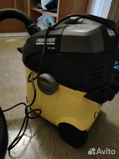 Моющий пылесос Karcher