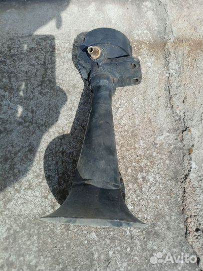 Громкий пневмо звуковой сигнал дудка тифон