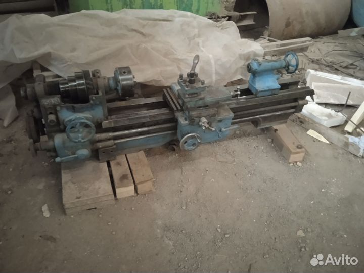 Токарный станок