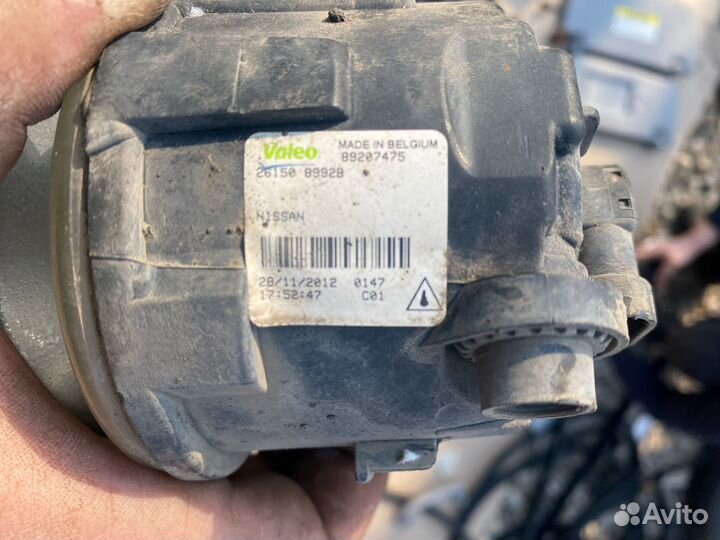 Фара противотуманная Nissan Almera G15