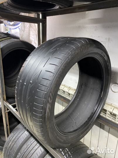 Bridgestone Potenza S001 275/40 R19 101Y