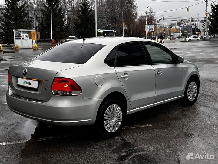 Volkswagen Polo 1.6 МТ, 2013, 215 700 км