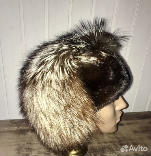 Шапка из натурального меха FurLand (saga furs)