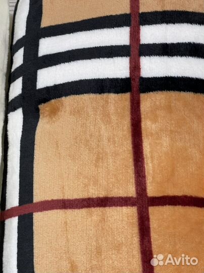 Плед с рукавами (плед-халат)