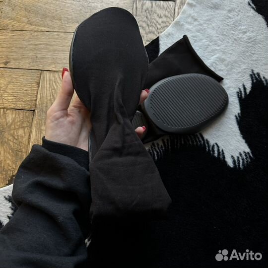 Yzy Pods Размер 2 (8-11US, 41-44)