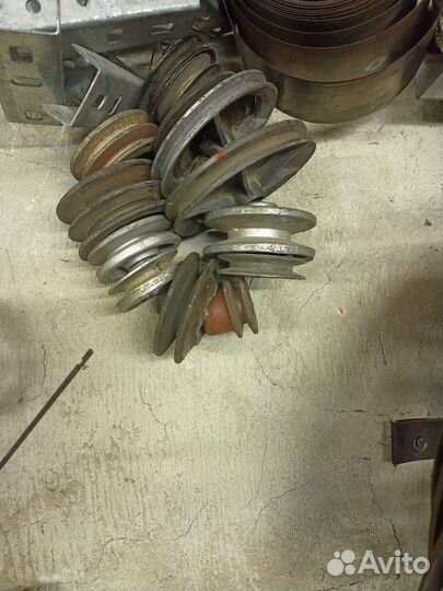 Ремни клиновые со шкивами