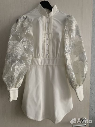 Платье белое