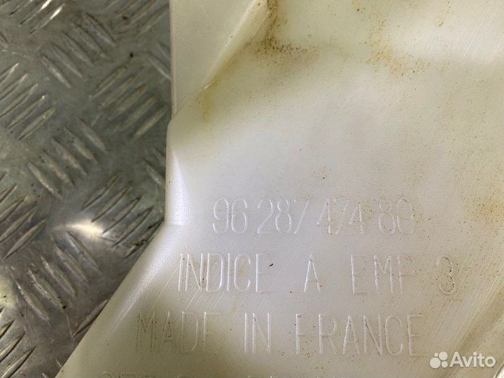 Бачок стеклоомывателя Peugeot 206 2008