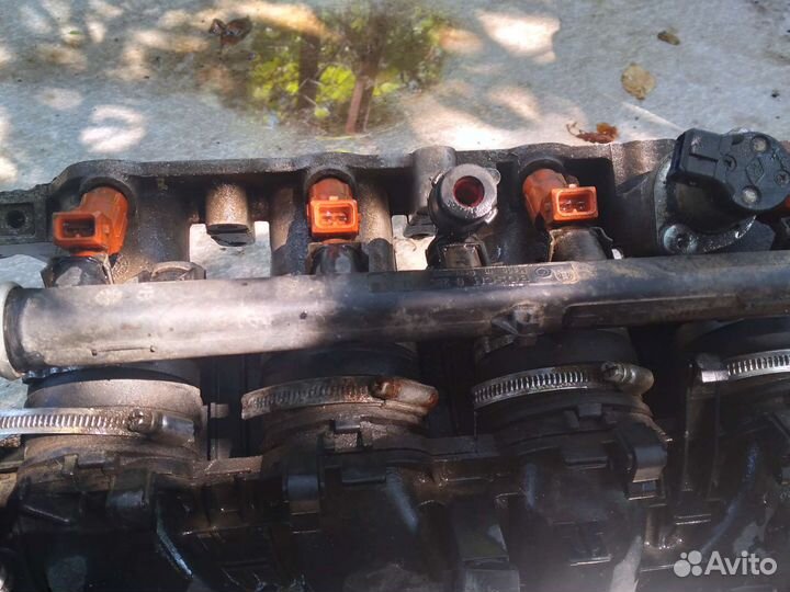 Впускной колектор