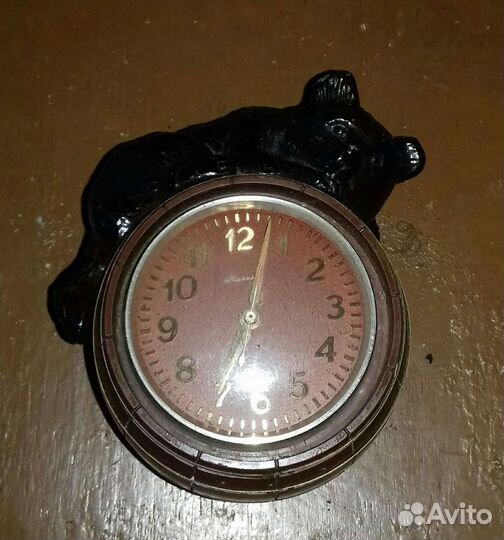 Часы термометр, барометр, медведь на бочке