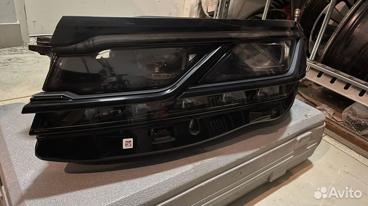 Volkswagen Touareg 3.с 2018г.Фара левая Leb