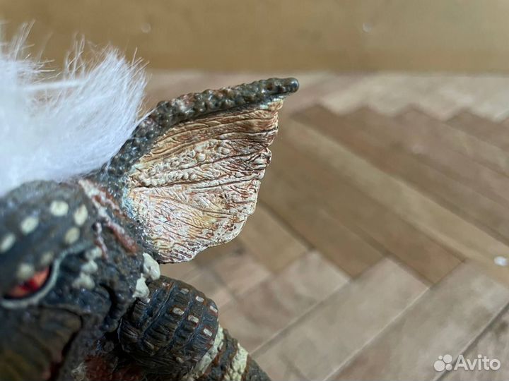 Редкая фигурка Gremlin Stripe